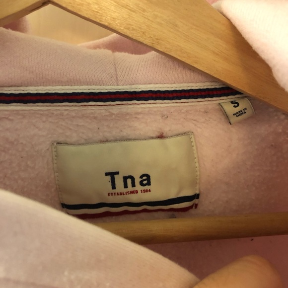 Light pink ARITZIA TNA perfect hoodie - Picture 4 of 4